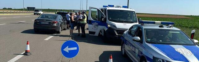 Presretačem zaustavljen vozač mercedesa kod Bujanovca, vozio 216 na sat