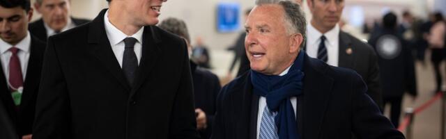 Kušner i Vitkof posetili nosač aviona ''Abraham Linkoln'' nakon razgovora sa Iranom