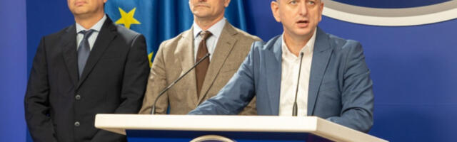 Предлог ДНП-а пред Скупштином: тробојка да буде нормирана као народна застава