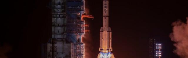 ISTORIJSKA MISIJA! Kina lansirala letelicu sa tri astronauta - jedan će ostati u svemiru godinu dana! (FOTO, VIDEO)