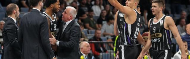Džons se sukobio sa protivnikom: Žoc reagovao (FOTO)