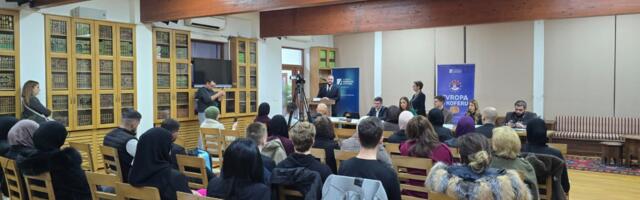 U Novom Pazaru održana tribina „Evropa u koferu“ – Dijalog o evropskim integracijama Srbije