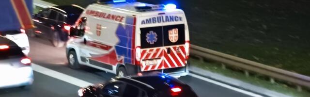 AUTO UDARIO DEVOJČICU (9), TEŠKO POVREĐENA Saobraćajka na putu Ivanjica - Guča, hitno prebačena u bolnicu
