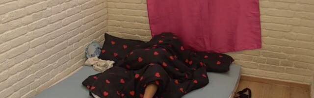 MAJA I ASMIN U DIVLJAČKOJ AKCIJI OTKRILI PREVIŠE! Takijeva mala ne štedi DEFORMISANE silikone! (VIDEO)