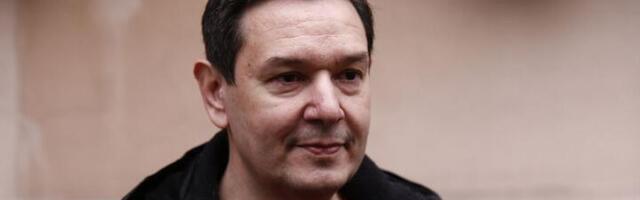"Zarobio medije, uništio sve, zadužio državu da bi očuvao vlast"