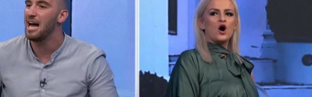 MENSUR I ERMINA ZARATILI U EMISIJI - HAOS U PROGRAMU UŽIVO! Pominjali PORODICE - pljuštale UVREDE! "Ti si genetski otpad..." SKANDAL! (VIDEO)