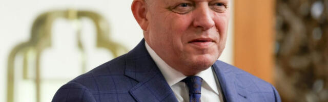 Фицо у посети САД: састанак са Трампом данас на Флориди