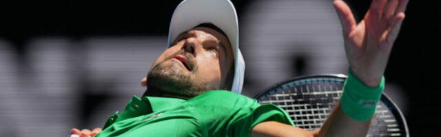 RUTINIRANJE: Đoković počistio Italijana sa terena!