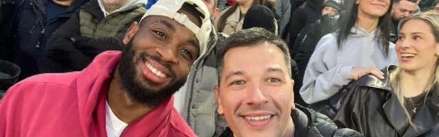 Poznati srpski glumac uhvatio Kodija Miler Mekintajera na Severu, usledila je fotografija koja će se pamtiti