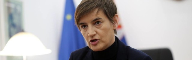 Brnabić ili lekari, ko će pobediti - pred novu sednicu Kriznog štaba premijerka predlaže popuštanje mera, lekari ni da čuju