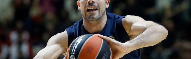 Olimpijakos nudi Slukasu 5.000.000 evra