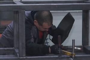 Почетна плата заваривача 100.000 динара, али ни то изгледа није довољно примамљиво