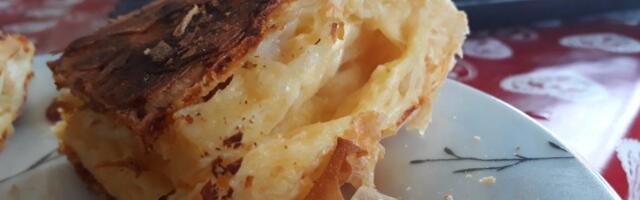 Turska harmonika pita sa sirom (VIDEO)