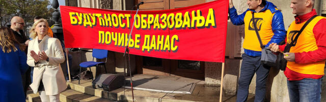 Sutra protest prosvetara: Povišice ili štrajk