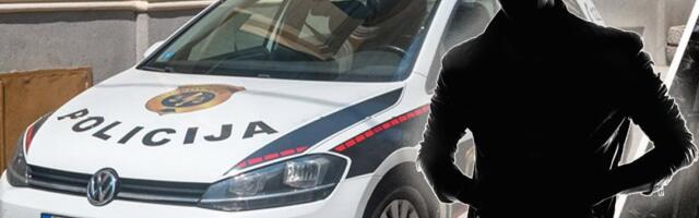 Dao gas i pokosio ga: Momak završio na haubi - Novi snimak užasa iz Velike Kladuše (VIDEO)