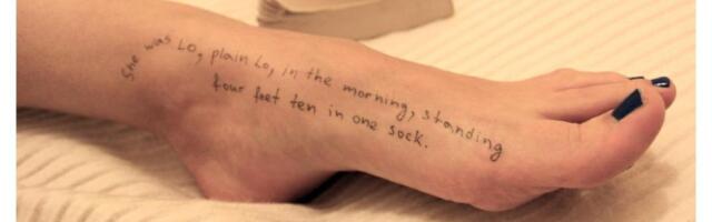 NOVE SLIKE SA EPSTAJNOVOG IMANJA Opskurne tetovaže na ženskim telima, ugovaranje devojke za 1.000 dolara, a tu je i Bil Gejts (FOTO)