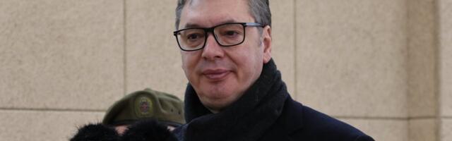 "Neka nam ovaj praznik donese mir u srcima, slogu u zajednici i više odgovornosti":  Vučić čestitao vernicima Badnji dan