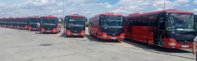 Požar u "Lastinoj" garaži u Mladenovcu: Izgoreo jedan autobus