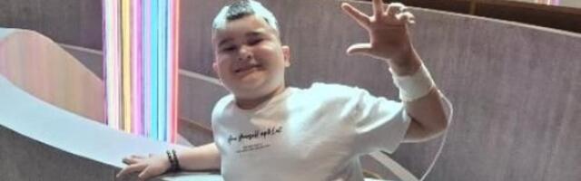 Andrija Knežević (8) operisan u Cirihu: Mali borac ne skida osmeh sa lica (FOTO)