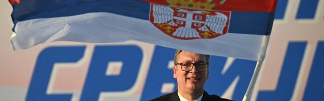 Da li Vučić poklanja građanima njihov vlastiti novac?