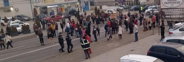 Blokada puta u Korićanima daje rezultate, meštanima obećan semafor