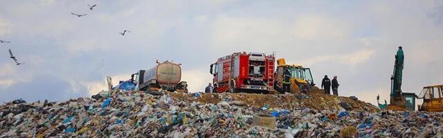 „Da (NE) dišemo Duboko!“ traži smenu direktora deponije