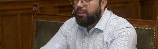 "OVO NIJE OBIČAN SAMIT, NITI JE UČEŠĆE SRBIJE PROTOKOLARNOG KARAKTERA"! Autorski tekst Darka Obradovića o značaju Vučićevog odlaska na skup o veštačkoj inteligenciji u Indiji