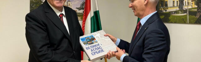 ​Бериша: Србија и Мађарска су пример заштите мањинских права