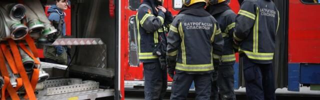 VELIKI POŽAR U UŽICU Vatra buknula u zgradi, deca zvala vatrogasce!