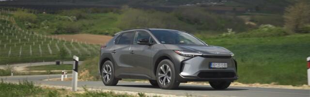 VIDEO TEST: Toyota bZ4X