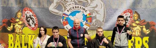 Kik boks klub “Niš” zauzeo visoko 2. mesto na “Balkans Best Fighters” turniru u Jagodini