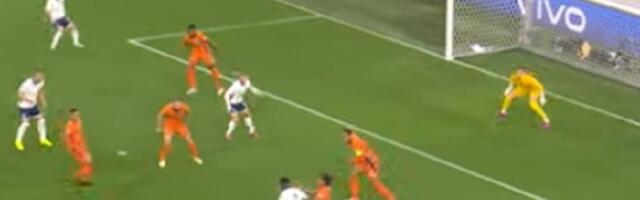 Penal za veliku polemiku! Da li je Nemac pogurao Engleze (VIDEO)