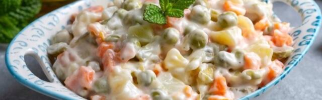 Ruska salata nikad lepša: Zaboravite na majonez, ovo čini čuda - ukus isti, a lakša za stomak