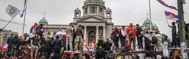 „Život nema reprizu, pa je nema ni 15. mart“: Nova analiza Zorana Panovića u štampanom izdanju Nedeljnika