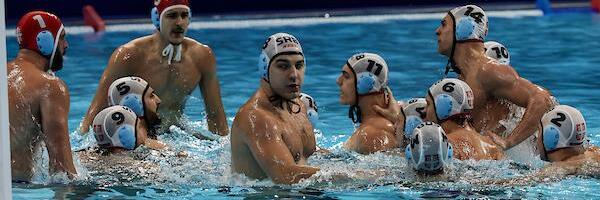 SUDBINA DELFINA U RUKAMA HRVATSKE: Vaterpolisti Srbije slavili nad Holadijom i zadržali šanse za plasman na Svetski kup