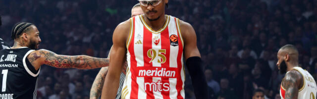 Moneke moli Delije: Nemojte da...