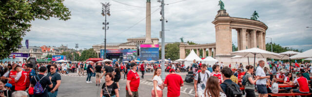 MOMCI, DA NISTE MALO ZALUTALI?! Neverovatno čije smo navijače zatekli u Budimpešti pred finale LŠ (FOTO)