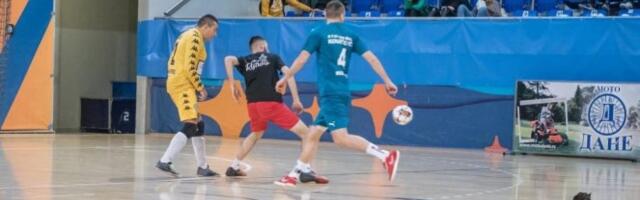 POČEO 10. JUBILARNI ZIMSKI TURNIR U MALOM FUDBALU! Za publiku pripremljena brojna iznaneđenja i nagrade (FOTO)