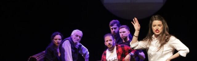 Premijerno izveden Čehovljev Galeb u režiji Filipa Vinogradova FOTO