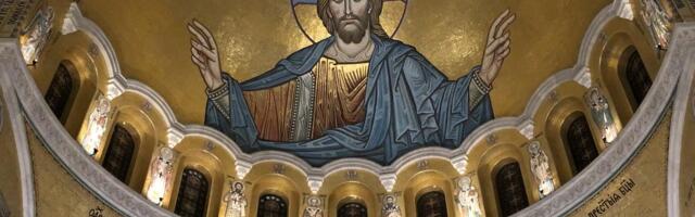 Sutra slavimo Vaskrs - najveći hrišćanski praznik! Crvenim jajetom dotaknite dete: Naši stari su verovali da ove običaje treba ispoštovati