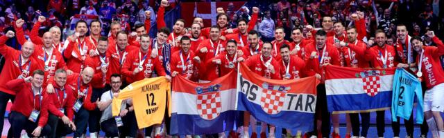 NOVO USTAŠKO DIVLJANJE! Hrvati brutalno vređali Srbe! (VIDEO)