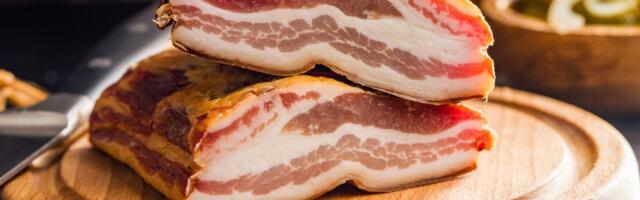 Šta se desi sa telom kada zajedno jedete slaninu i kajmak: Srbima omiljeni doručak, ali doktor upozorava