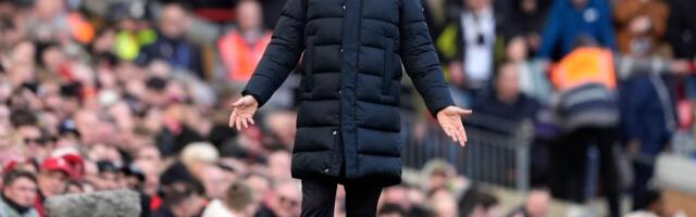 HRVAT SE IZBLAMIRAO KAO NIKO: Ovo je hit godine! Prišao čoveku misleći da je trener Liverpula