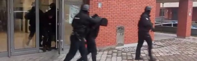 OBJAVLJEN SNIMAK uhapšenih ŠKALJARACA, PROTERUJU IH IZ BiH! /VIDEO/