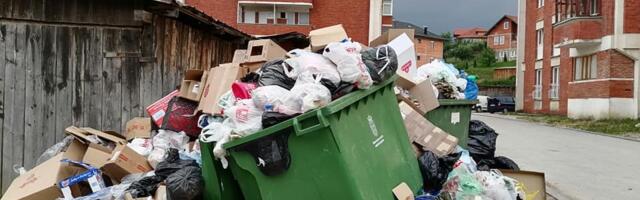 Građani Tutina najveći islamski praznik dočekuju zatrpani u smeću