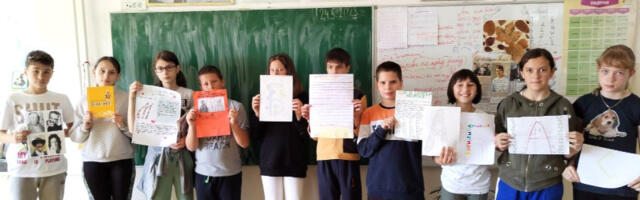 Ćirilica od zlata tkanica