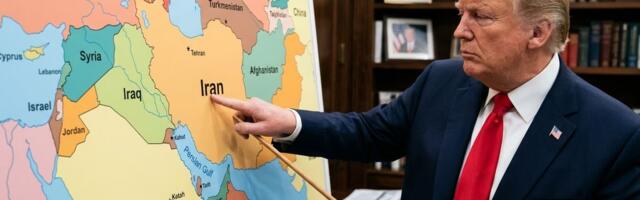 Tramp smišlja novu strategiju da slomi Iran: "Da ih uhvatimo za j***, a onda..."