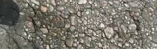 NEVEROVATNO Toliko je vruće da se topi asfalt (VIDEO)