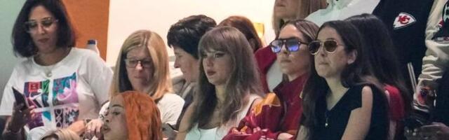 Tejlor Svift izviždana na Superboulu, njena reakcija je hit (VIDEO)