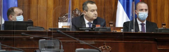 Dačić prekinuo niz replika tokom rasprave o amandmanu poslanika Imamovića
